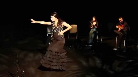 Siguiriya: A Flamenco Journey through Melodic Lament and Rhythmic Intensity